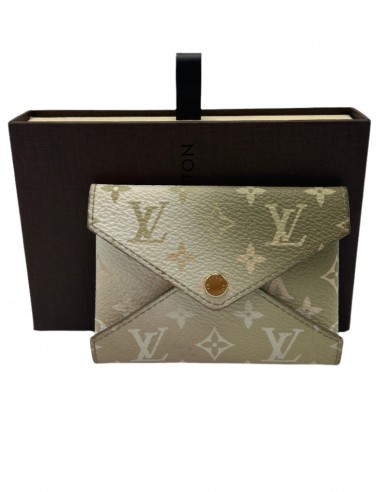 Louis Vuitton Kirigami Designer Card Case À commander