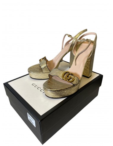 Sandals Luxury Designer By Gucci In Gold, Size: 10.5 Le MVP de beaucoup