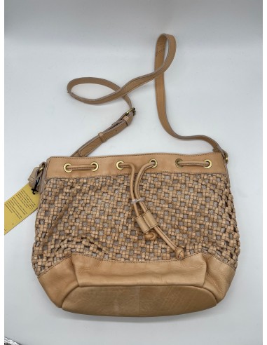 Crossbody Designer By Cmb, Size: Medium est présent 